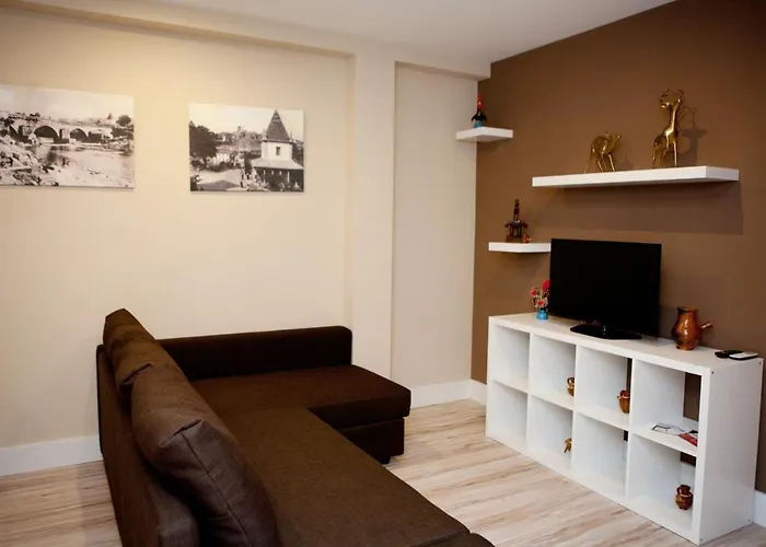 Guest house Top'otel 4*