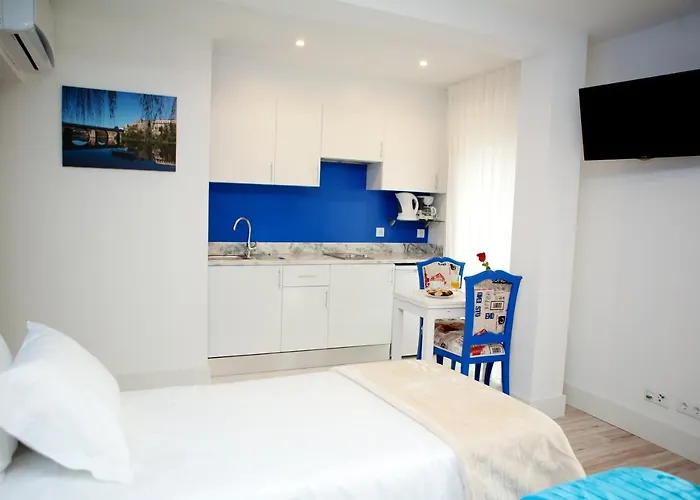 Top'otel 게스트하우스 4*