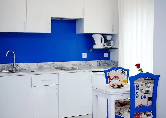 Top'otel 招待所 4*